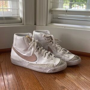 Nike Blazer Mid ‘77 - size 7.5 - worn